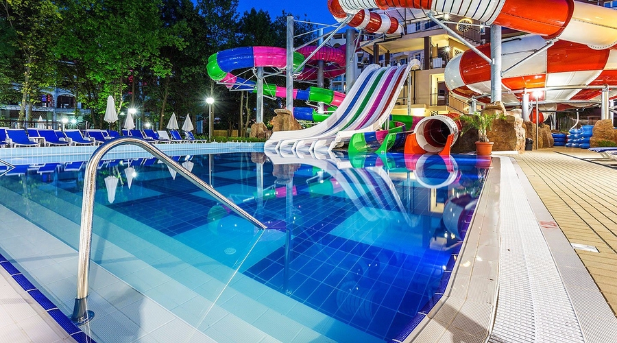 Laguna Park & Aqua Club — waterslidesOlder