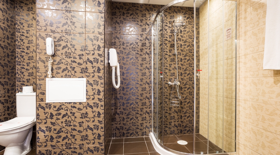 Laguna Park & Aqua Club — bathroom