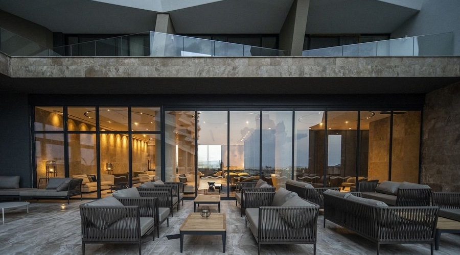 Wave Resort — seatingOutdoor