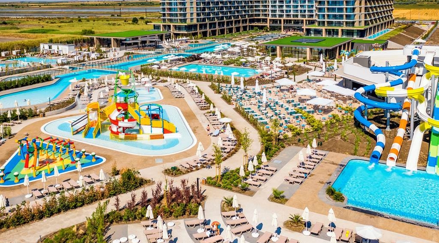 Wave Resort — waterslidesOlder