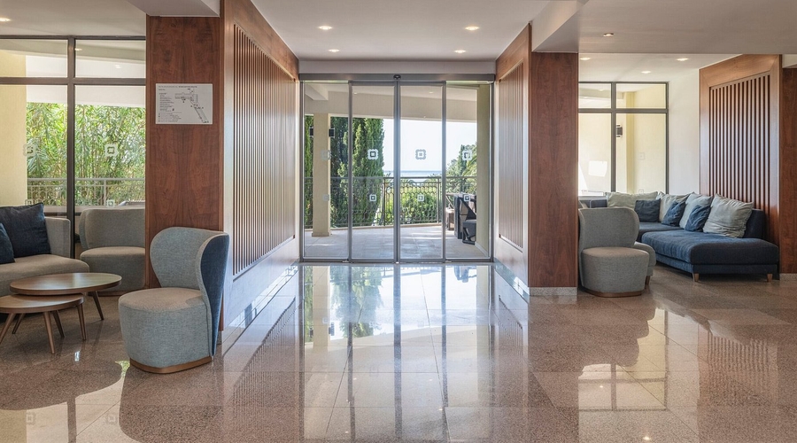 Iberostar Waves Bellevue — lounge
