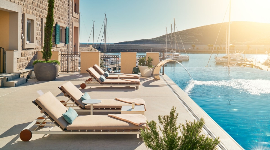 The Chedi Lustica Bay — pool