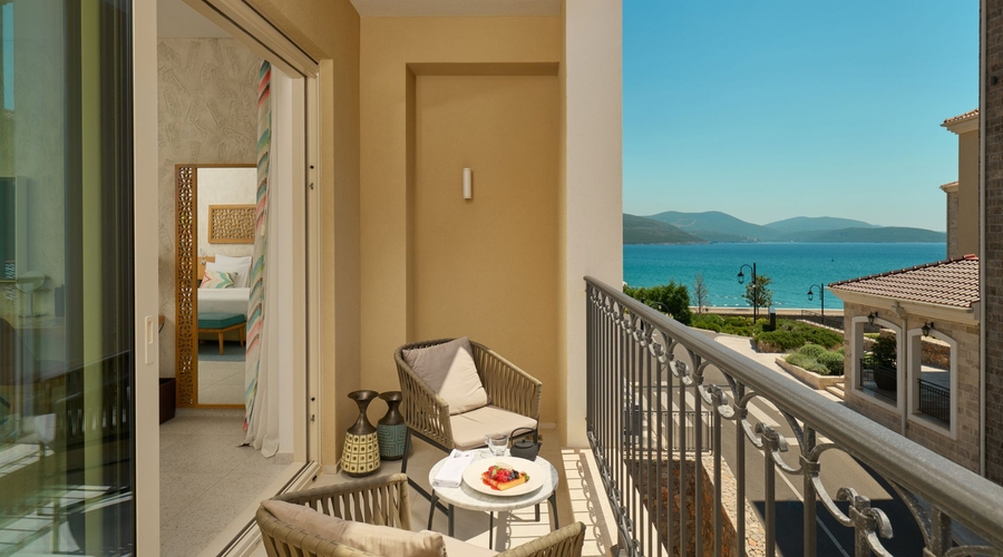 The Chedi Lustica Bay — balcony
