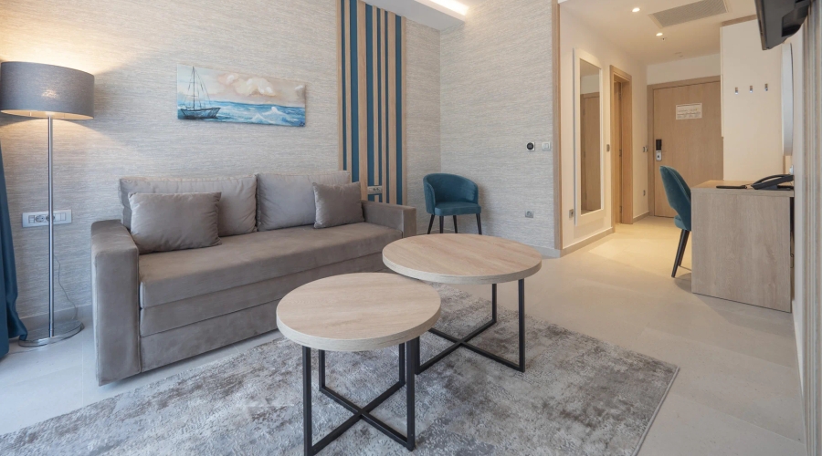 Hotel Montenegro Beach Resort — room
