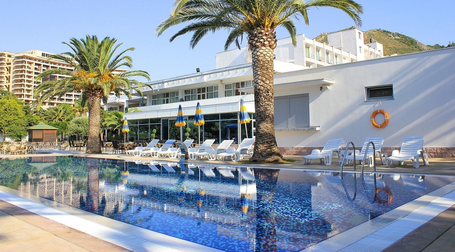 Hotel Montenegro Beach Resort — pool