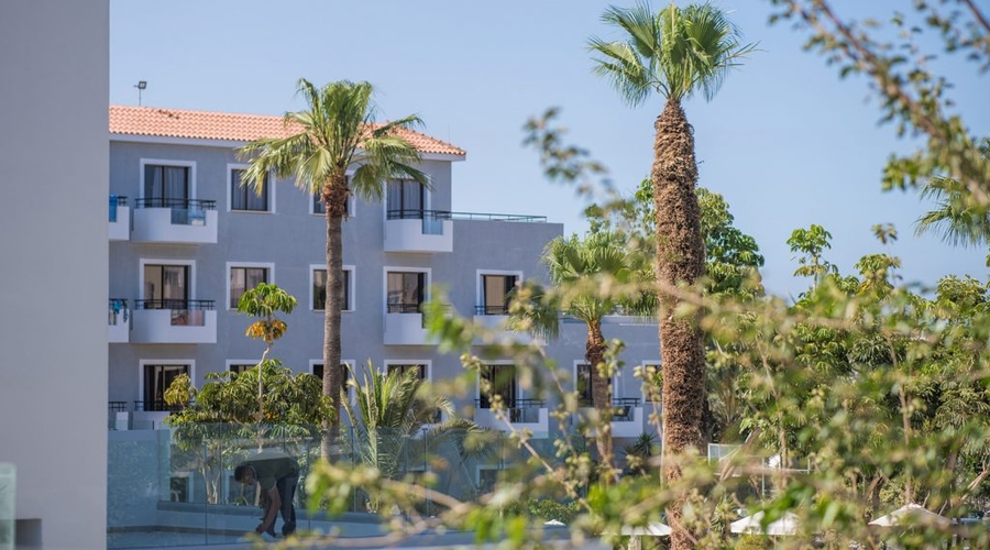 Narcissos Waterpark Resort — building