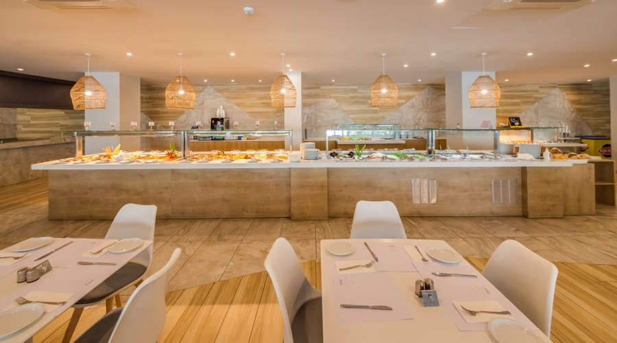 Narcissos Waterpark Resort — restaurant