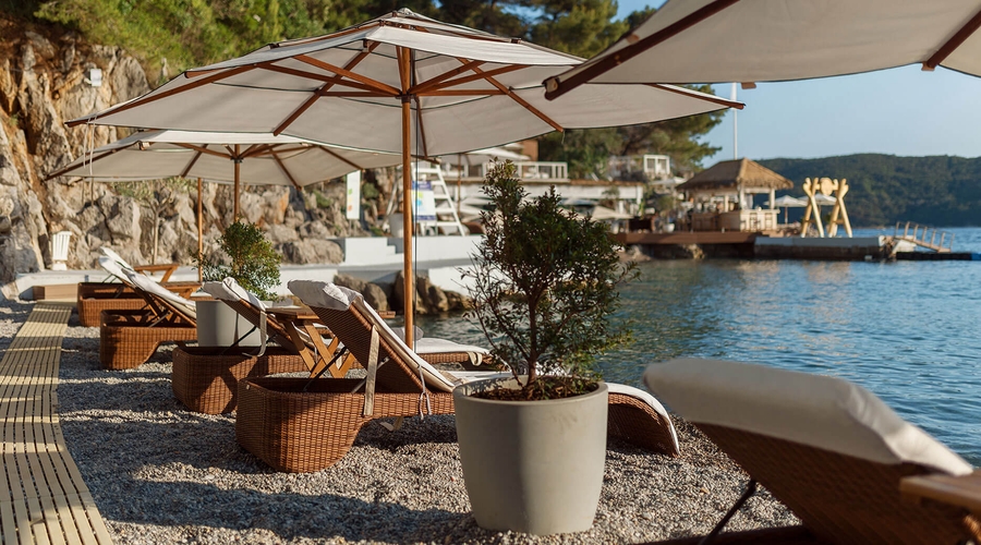 Dukley Hotel & Resort — seatingOutdoor