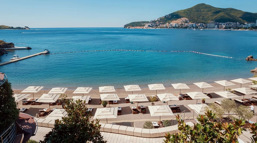 Dukley Hotel & Resort — seatingOutdoor