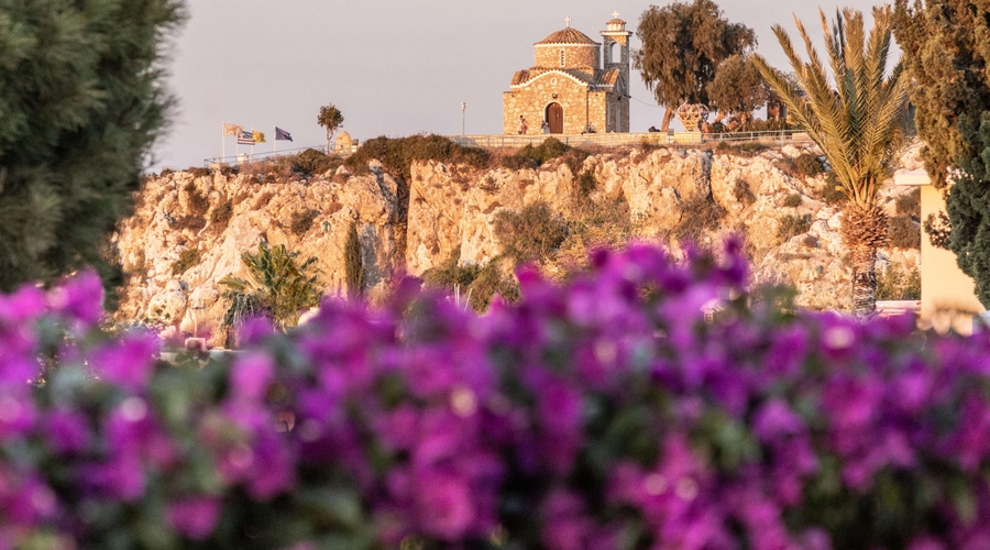 Louis St. Elias Resort & Waterpark — garden