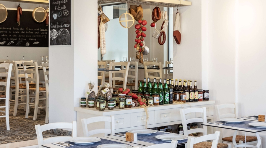 Louis St. Elias Resort & Waterpark — restaurant