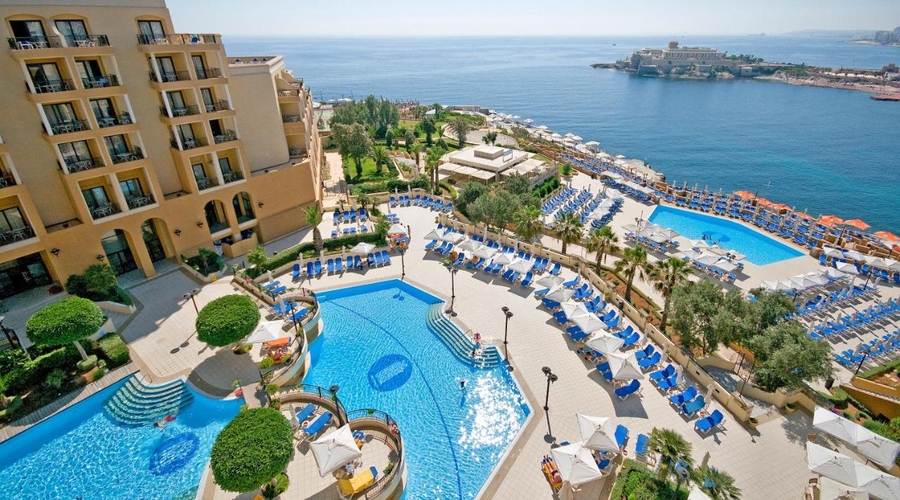 Corinthia St George's Bay — pool