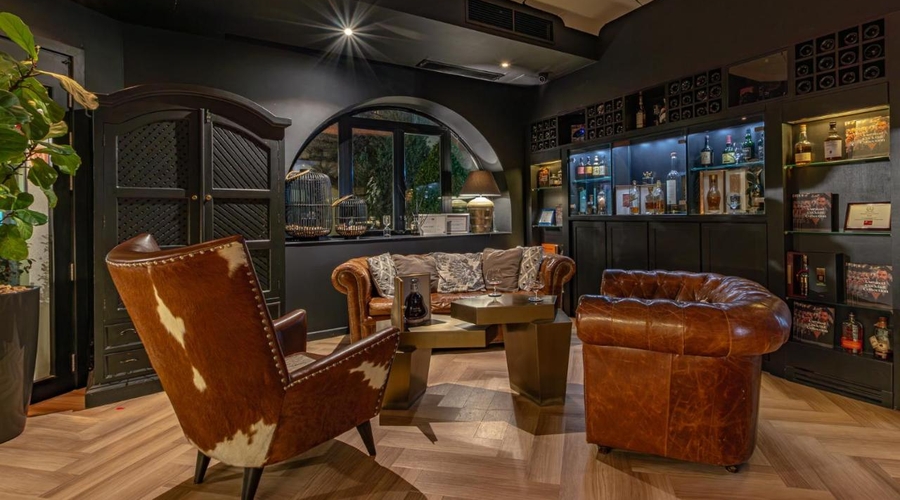 Corinthia St George's Bay — lounge