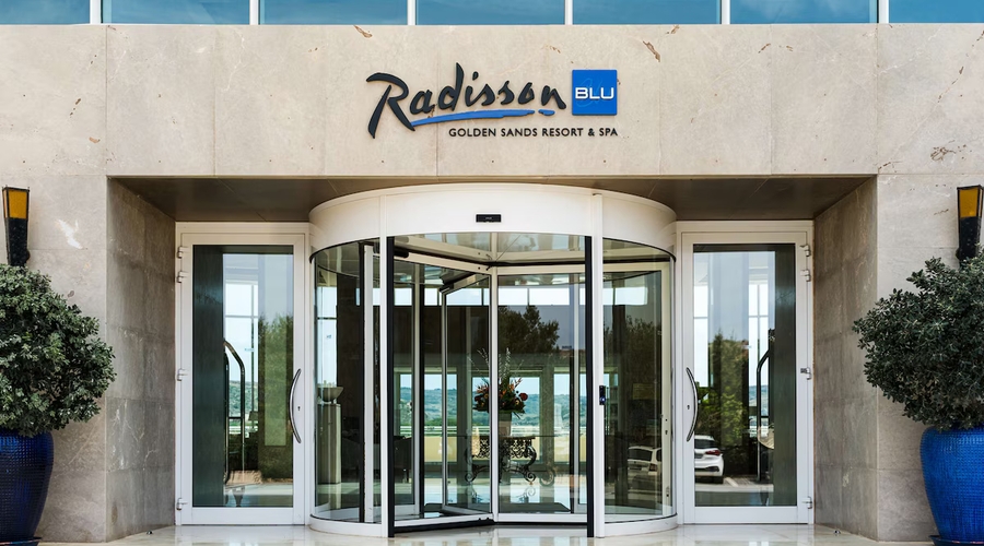 Radisson Blu Resort & Spa, Malta Golden Sands — frontage