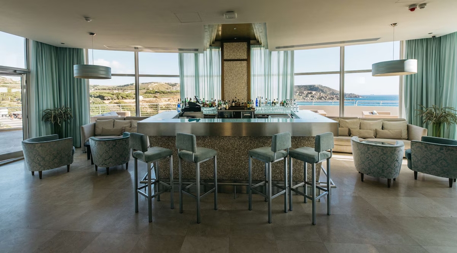 Radisson Blu Resort & Spa, Malta Golden Sands — bar