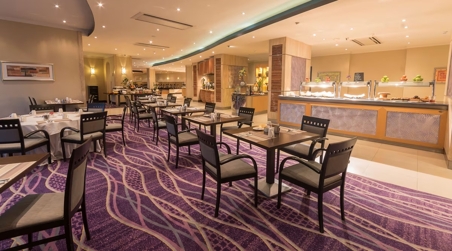 Radisson Blu Resort & Spa, Malta Golden Sands — restaurant