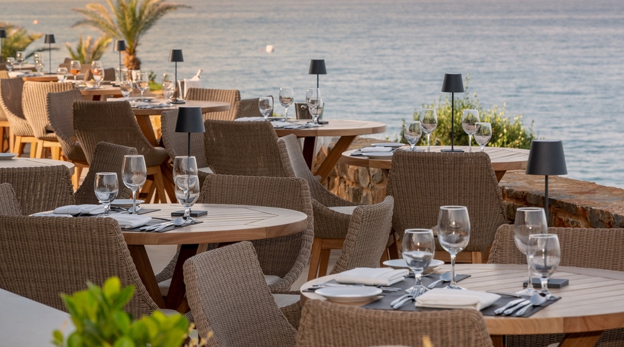 Nana Golden Beach — restaurant