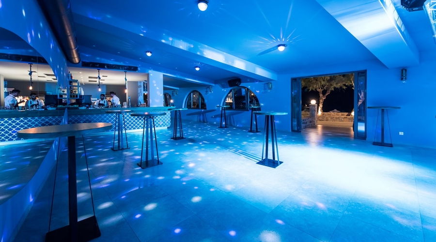 Nana Golden Beach — bar