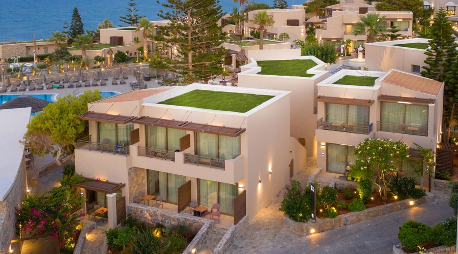 Nana Golden Beach — building