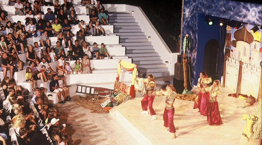Nana Golden Beach — entertainment