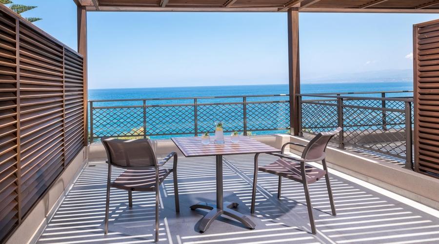 Nana Golden Beach — balcony