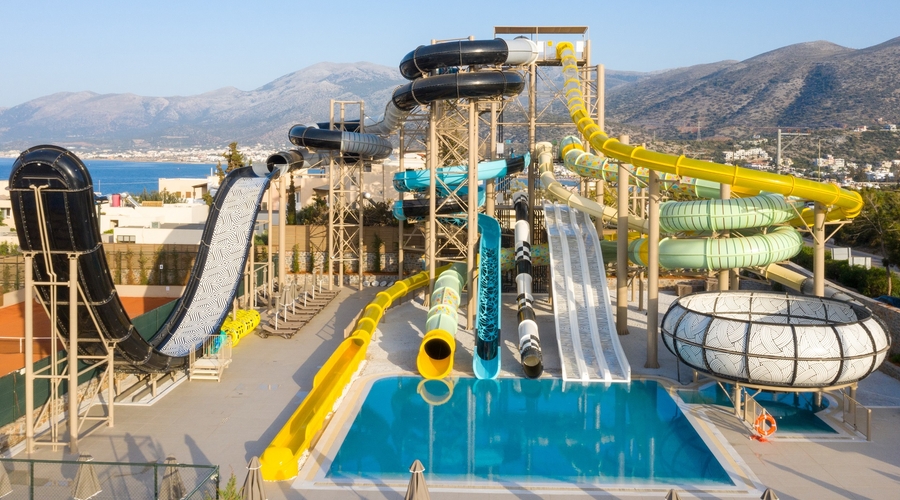 Nana Golden Beach — waterslidesOlder