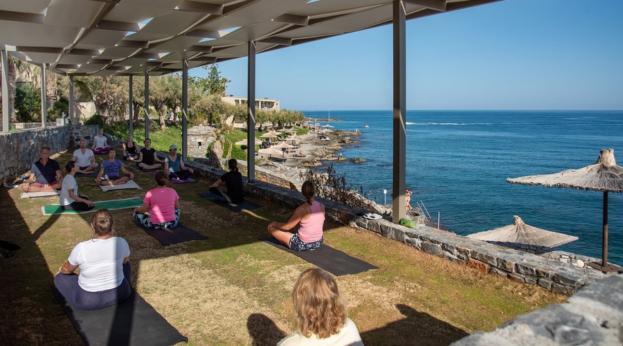 Nana Golden Beach — activities