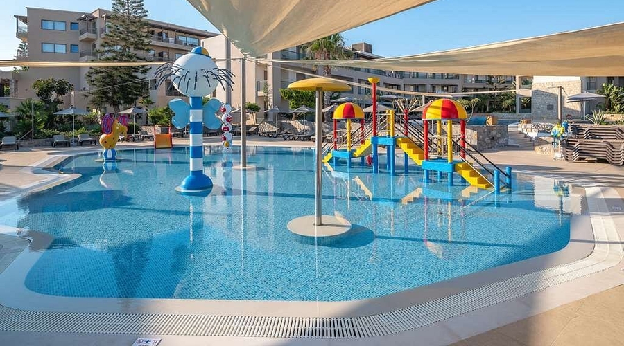 Nana Golden Beach — waterslidesYoung