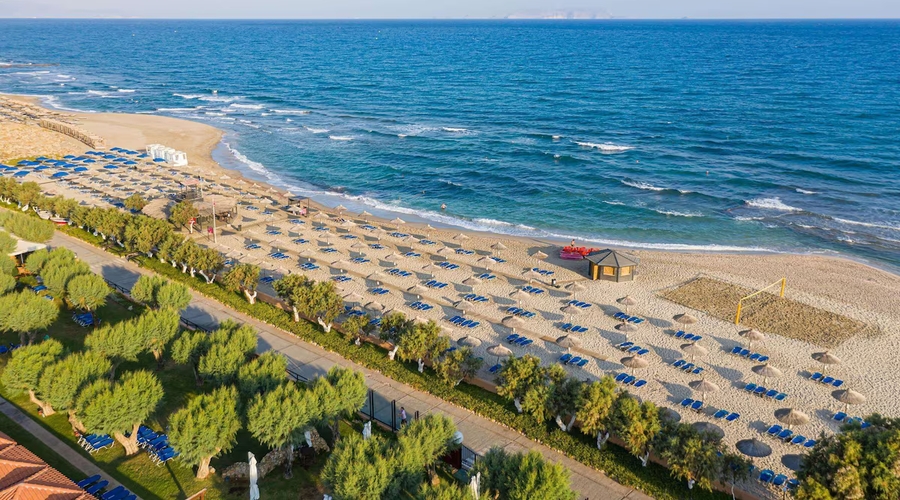 Anissa Beach & Village Hotel — beach