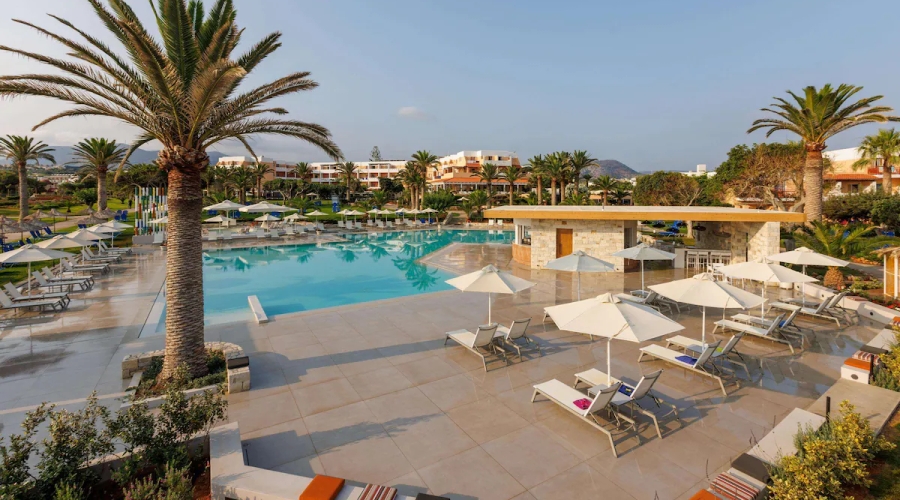 Anissa Beach & Village Hotel — seatingOutdoor