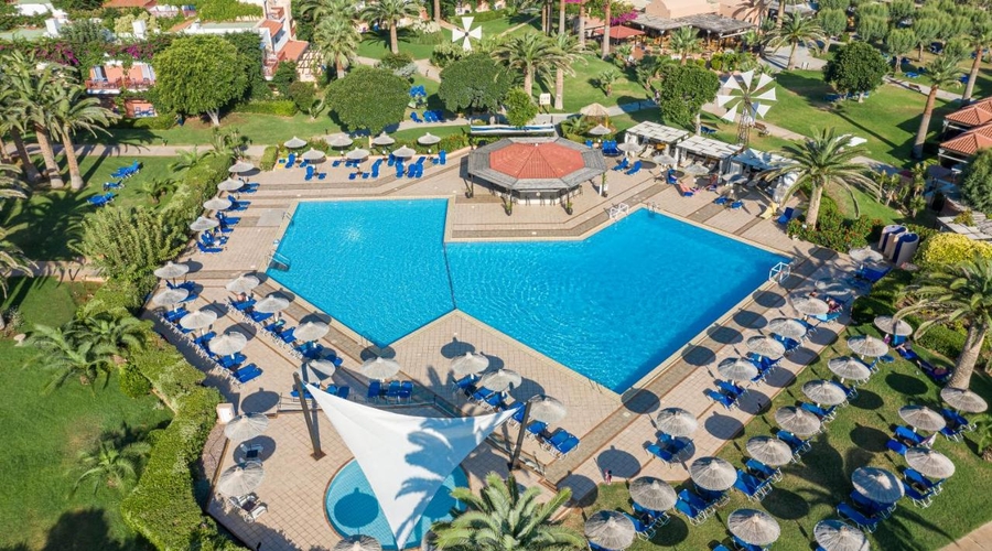 Anissa Beach & Village Hotel — pool