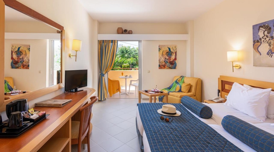 Anissa Beach & Village Hotel — room