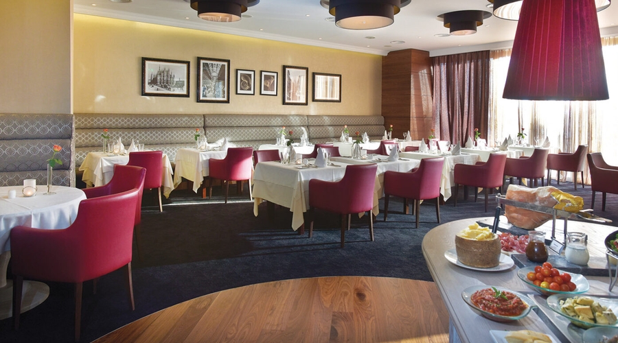 Olympic Lagoon Resorts, Paphos — restaurant