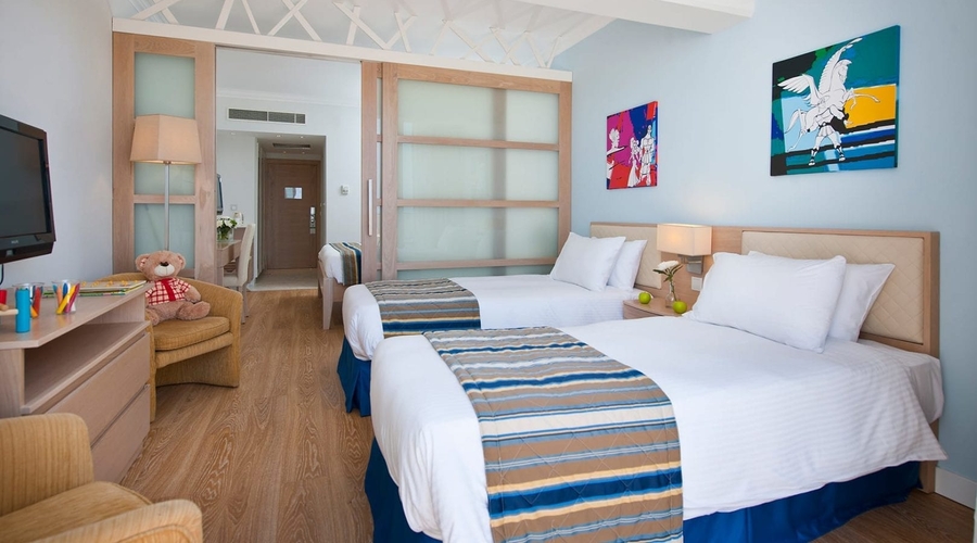 Olympic Lagoon Resorts, Paphos — room