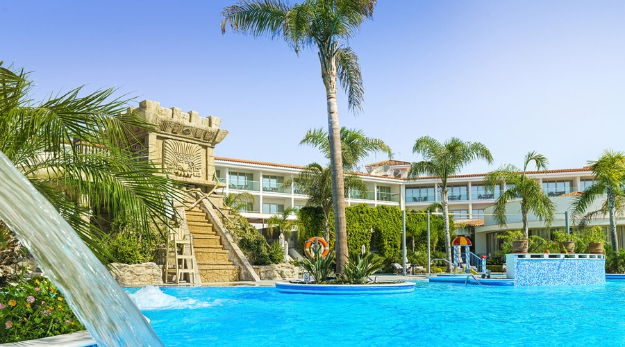 Olympic Lagoon Resorts, Paphos — pool
