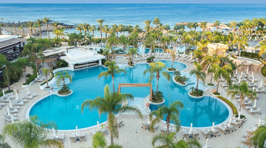 Olympic Lagoon Resorts, Paphos — pool