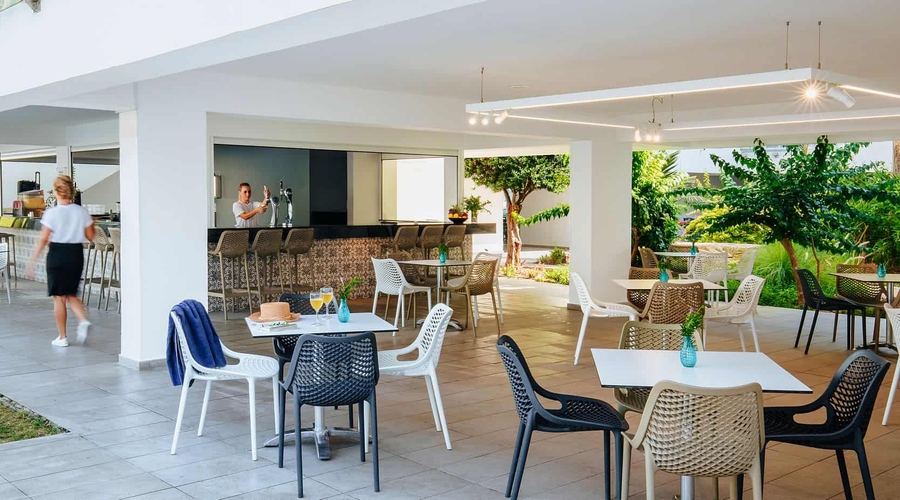 Sofianna Resort & Spa — bar