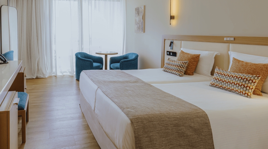 The Golden Coast Beach Hotel — room