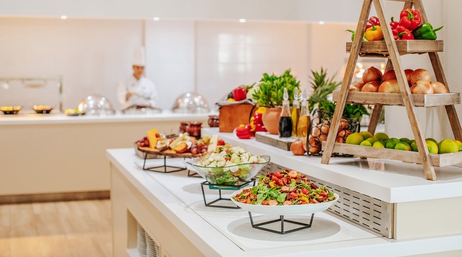 Louis Paphos Breeze — restaurant