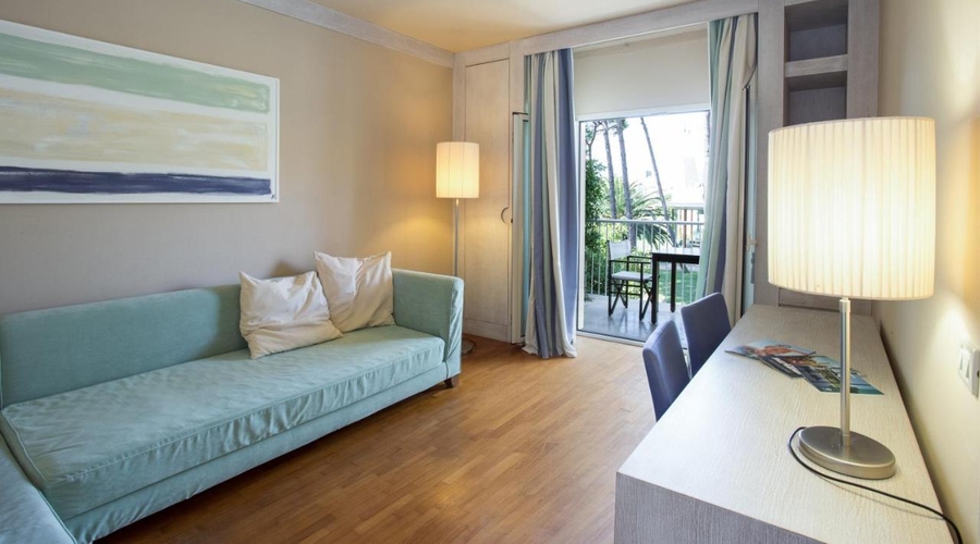 TH Tirrenia Green Park Resort — room