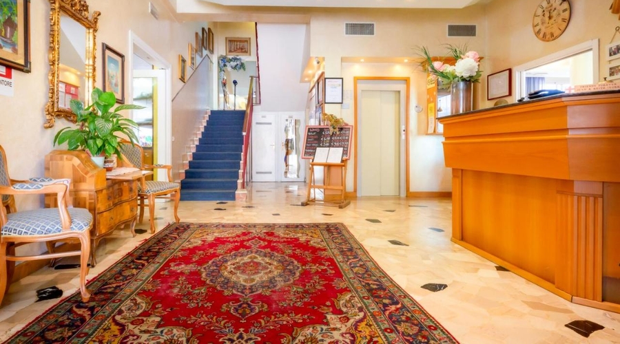 Hotel Harry's — reception