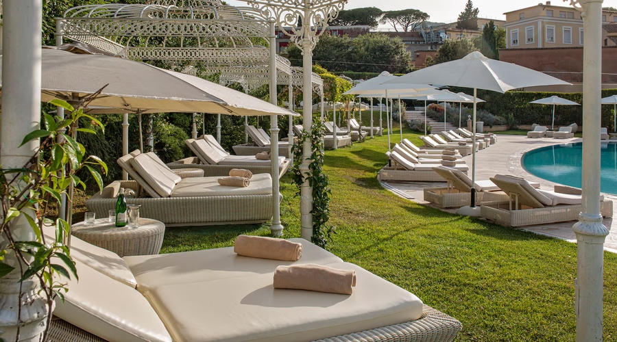 Villa Agrippina Gran Melia — seatingOutdoor