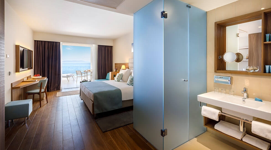 Valamar Bellevue Resort — room