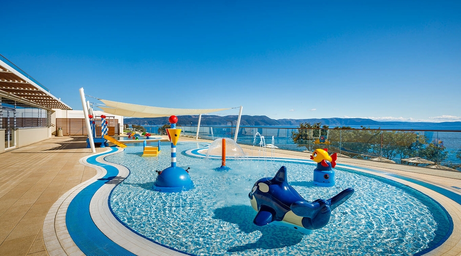 Valamar Bellevue Resort — splashArea