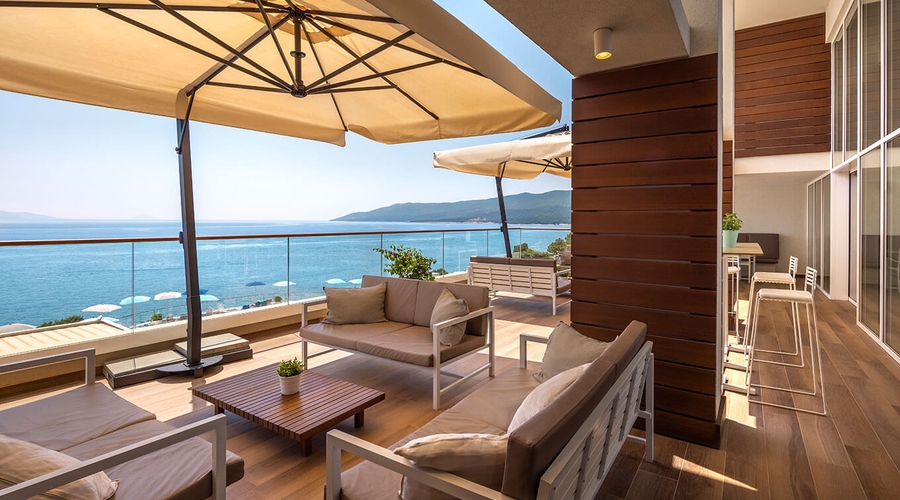 Valamar Bellevue Resort — seatingOutdoor