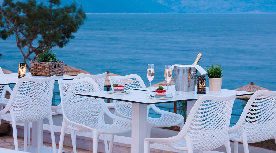 Valamar Bellevue Resort — restaurant