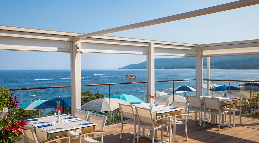 Valamar Bellevue Resort — restaurant
