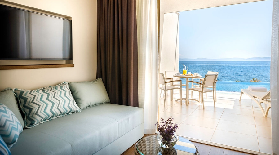 Valamar Bellevue Resort — room