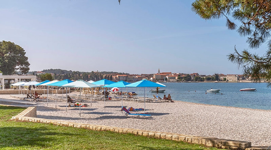 Valamar Parentino Hotel — beach