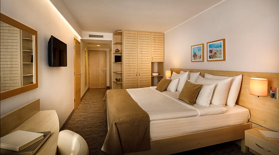 Valamar Parentino Hotel — room